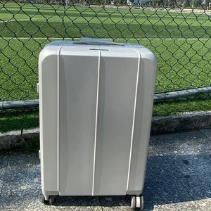 OEM Wholesale Pure Color Expandable Cabin Trolley Case Suitcase Women's Lightweight Luggage Sets With 360 Degree Silent Wheels