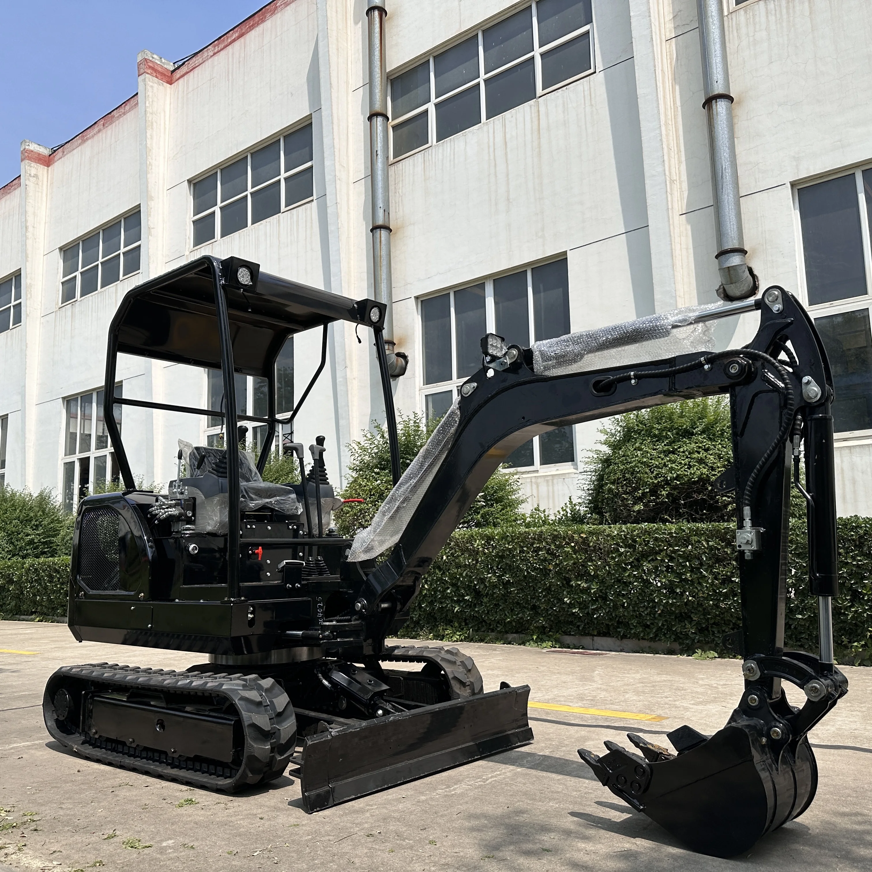 China Mini Excavator 3.5 Ton Hydraulic Crawler Mini Small Digger Excavator Machine Price mini bagger