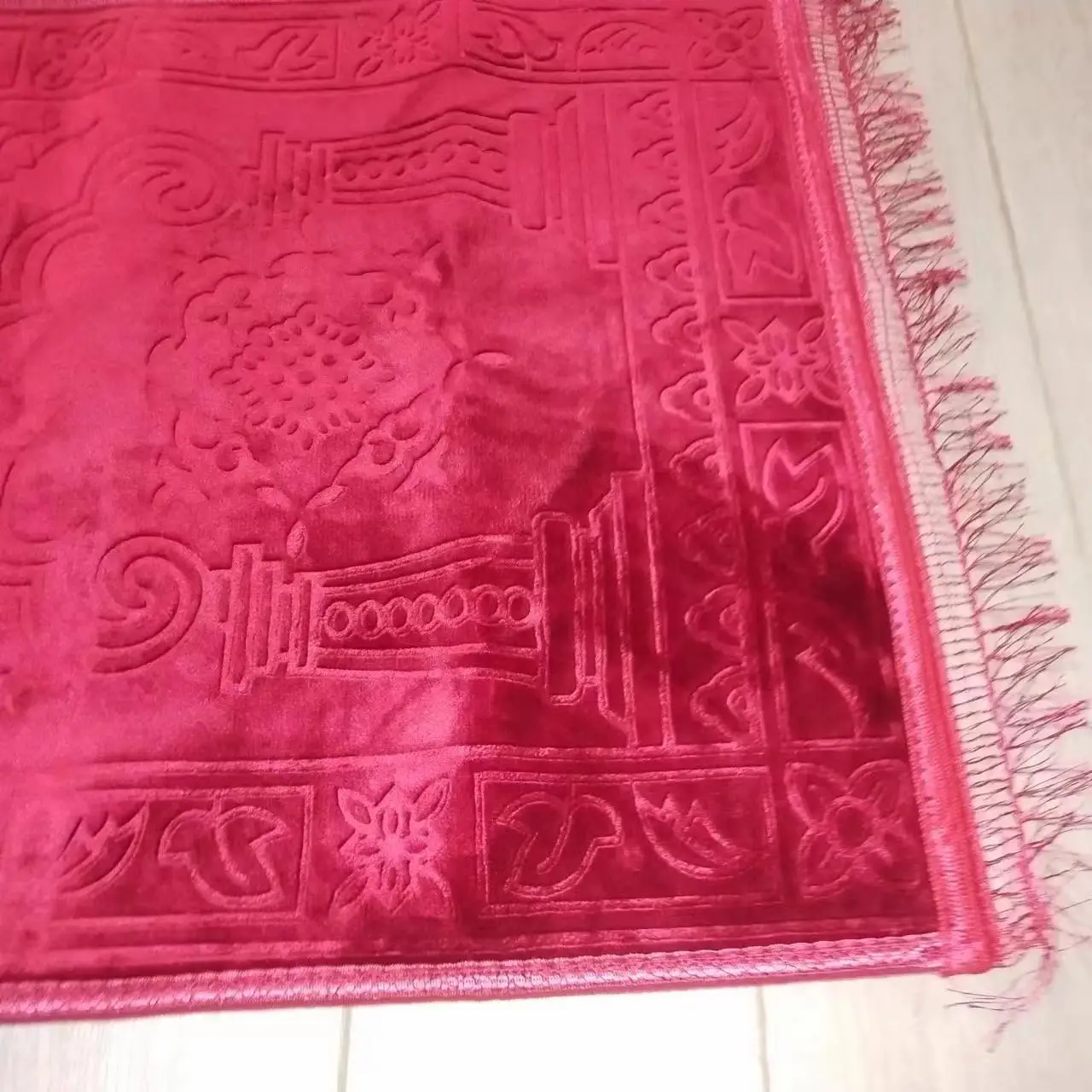Emboss Prayer Mat Luxury Prayer Mat Lahore Prayer Mat Lakemba for Adults