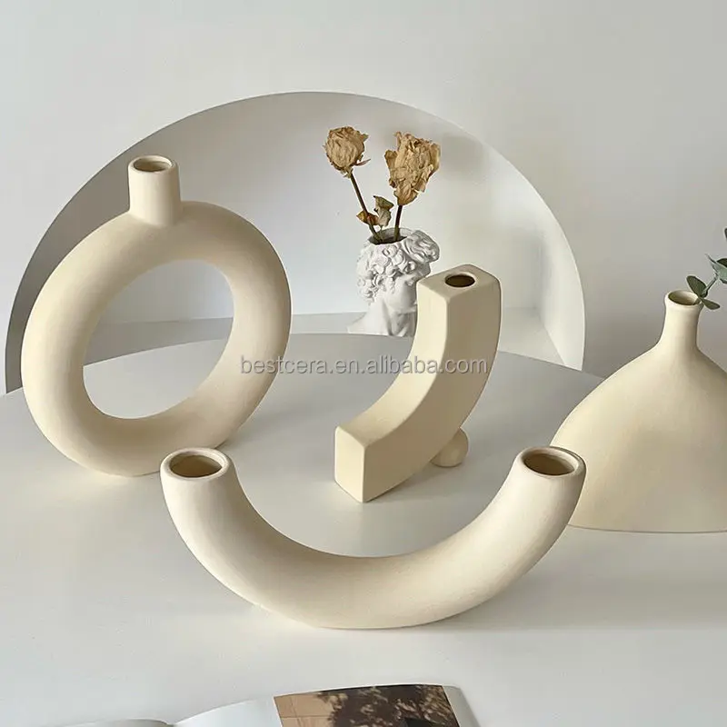 Nordic donut vase high-quality tabletop vase ins flower arrangement ivory white ceramic vase for home decor