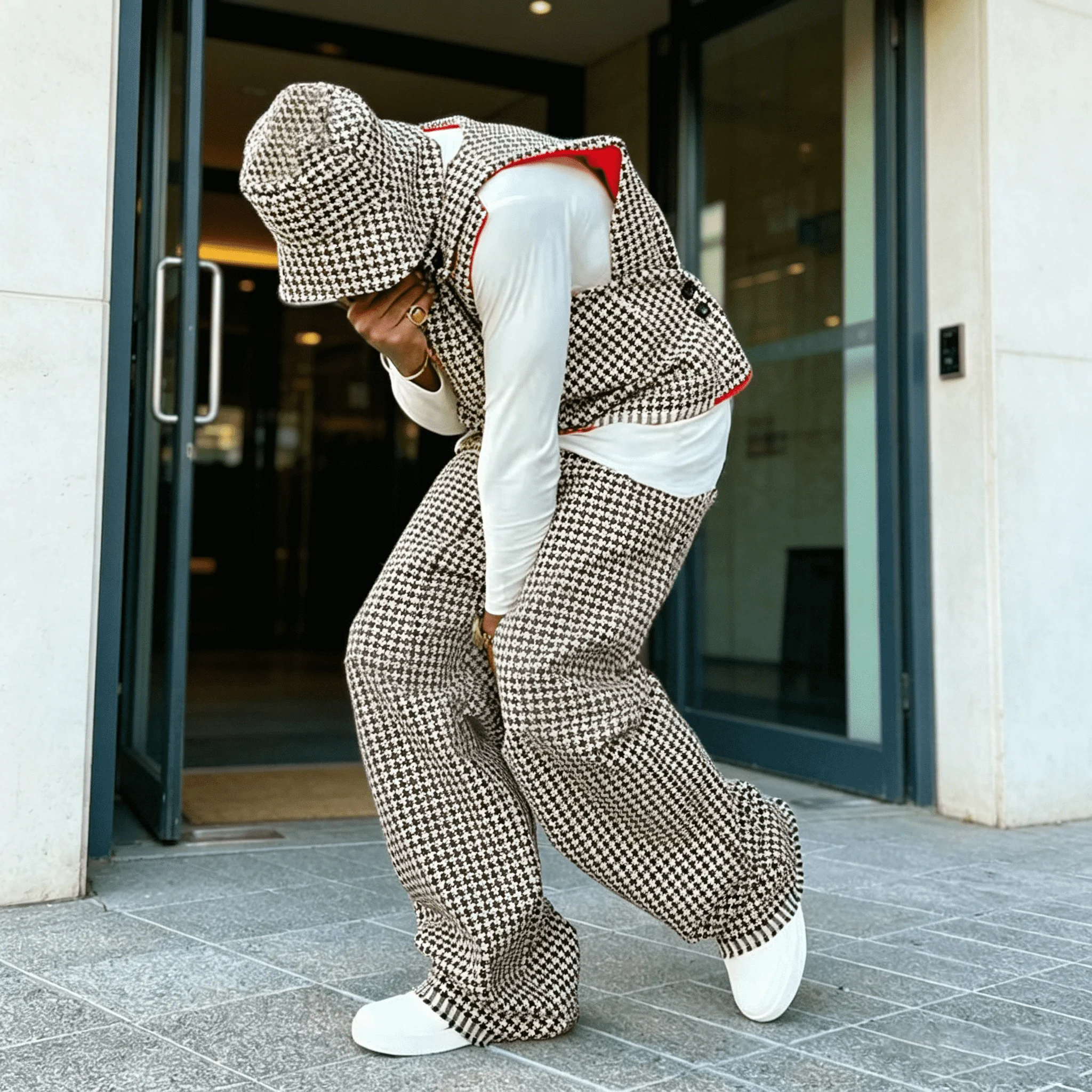 Custom Logo Y2K Urban Fashion Houndstooth Sleeveless Vest Loose Baggy Pants Two Piece Matching Tracksuit Streetwear for Men gallery 2