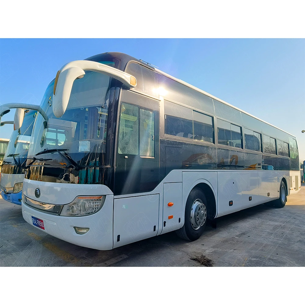 Popular Yutong ZK6121HQ1Z Used Bus WP7.300 Engine 295 Tires Metal