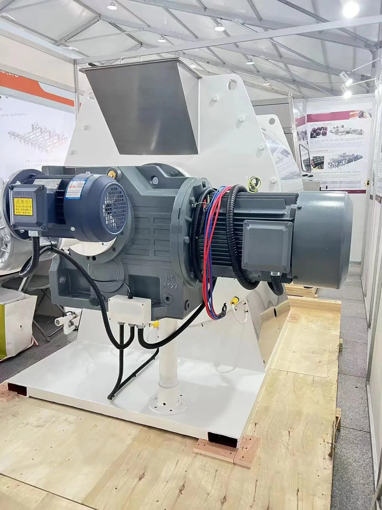 1000L Automatic Chocolate Hazelnut Paste Making Machine Chocolate Refiner and Conche Machine