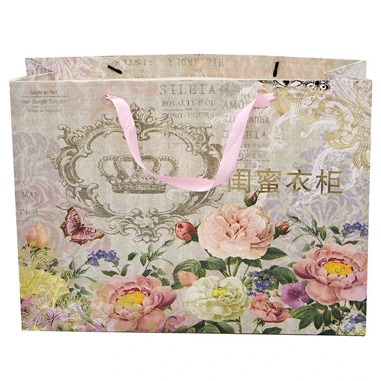 OEM Custom White Kraft Paperboard Bag with Luxury Shopping Hang Tag Matte Lamination for Clothing Packaging CMYK Compliant details