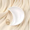 White(Moon)