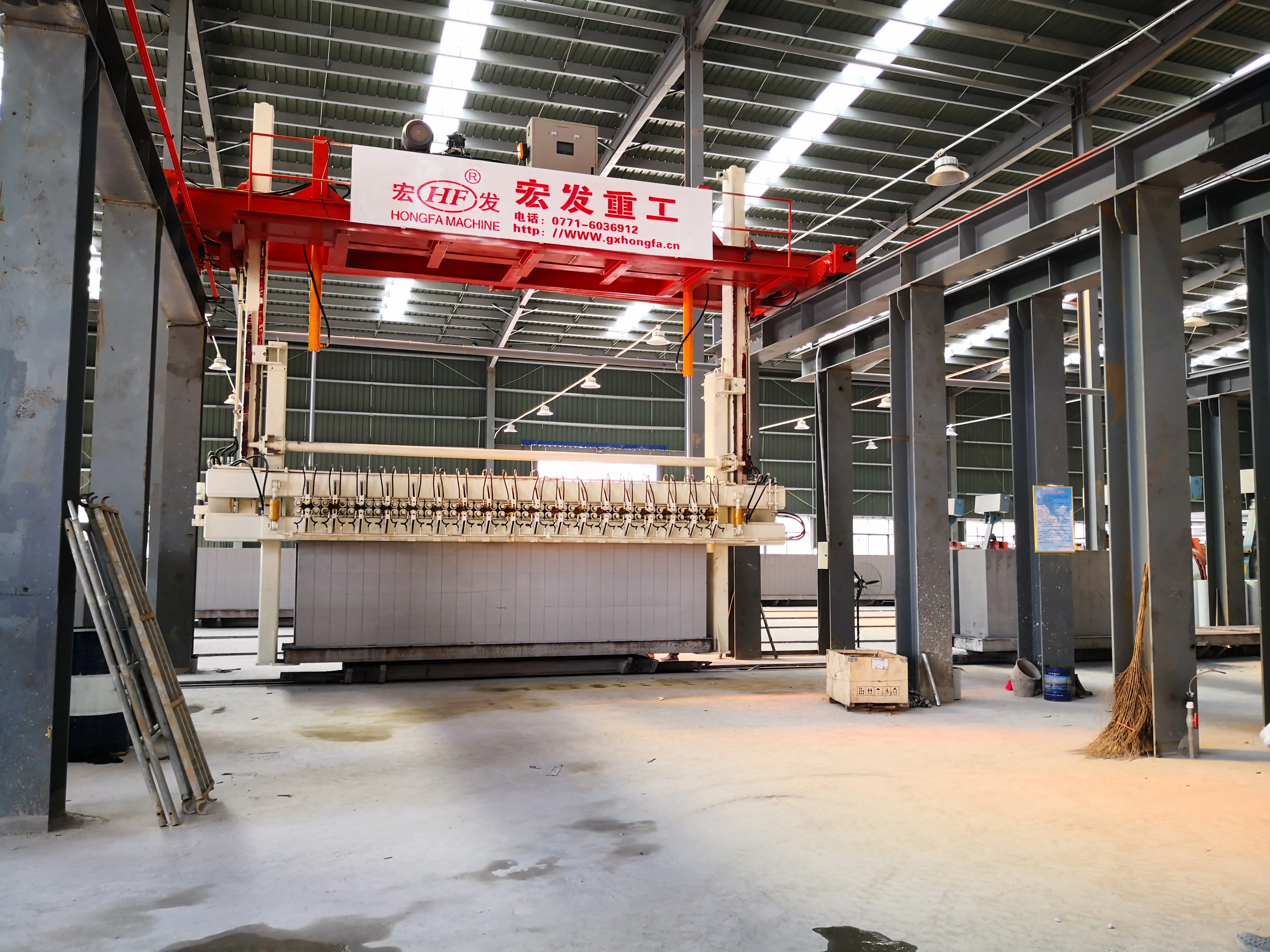 AAC Block Lightweight Wall Panel Making Machine Production Line Autoclaved Aerated Concrete Bricks Blocks Panels Making Machine