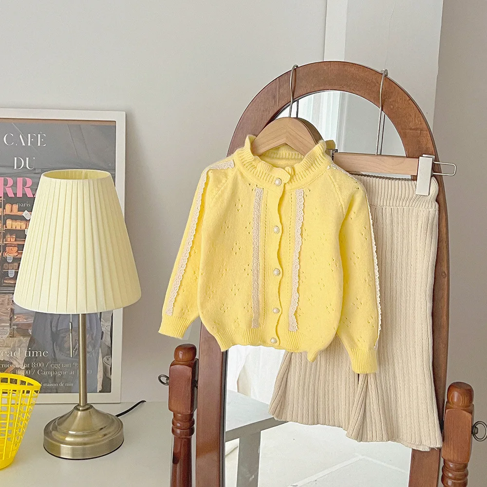 Yellow Preppy-Look Knitted Cardigan Girls' Clothing Set Two-Piece