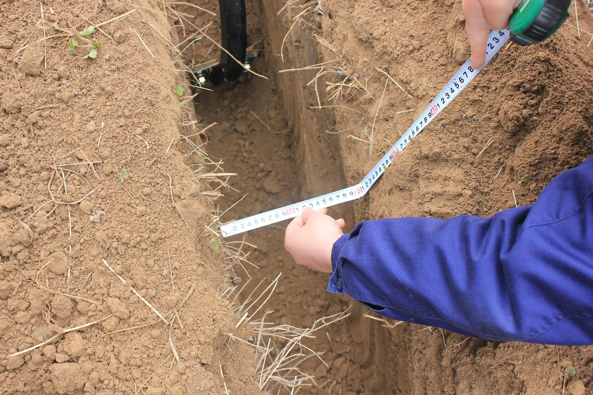 0207 погрузчик с бортовым поворотом крепления минипогрузчик траншеекопатель