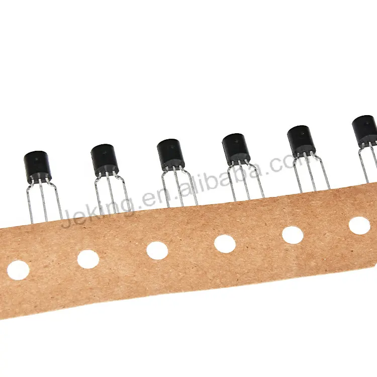 تریستور و ترایاک جکینگ، نوع BULKSL — قطعه الکترونیکی ترایاک، مدل Z0107NA