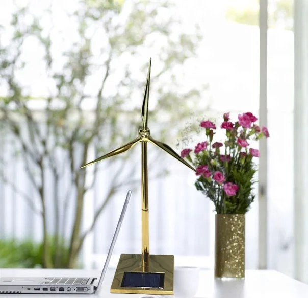 Новая модель ветряной мельницы на солнечной батарее для офисных украшений