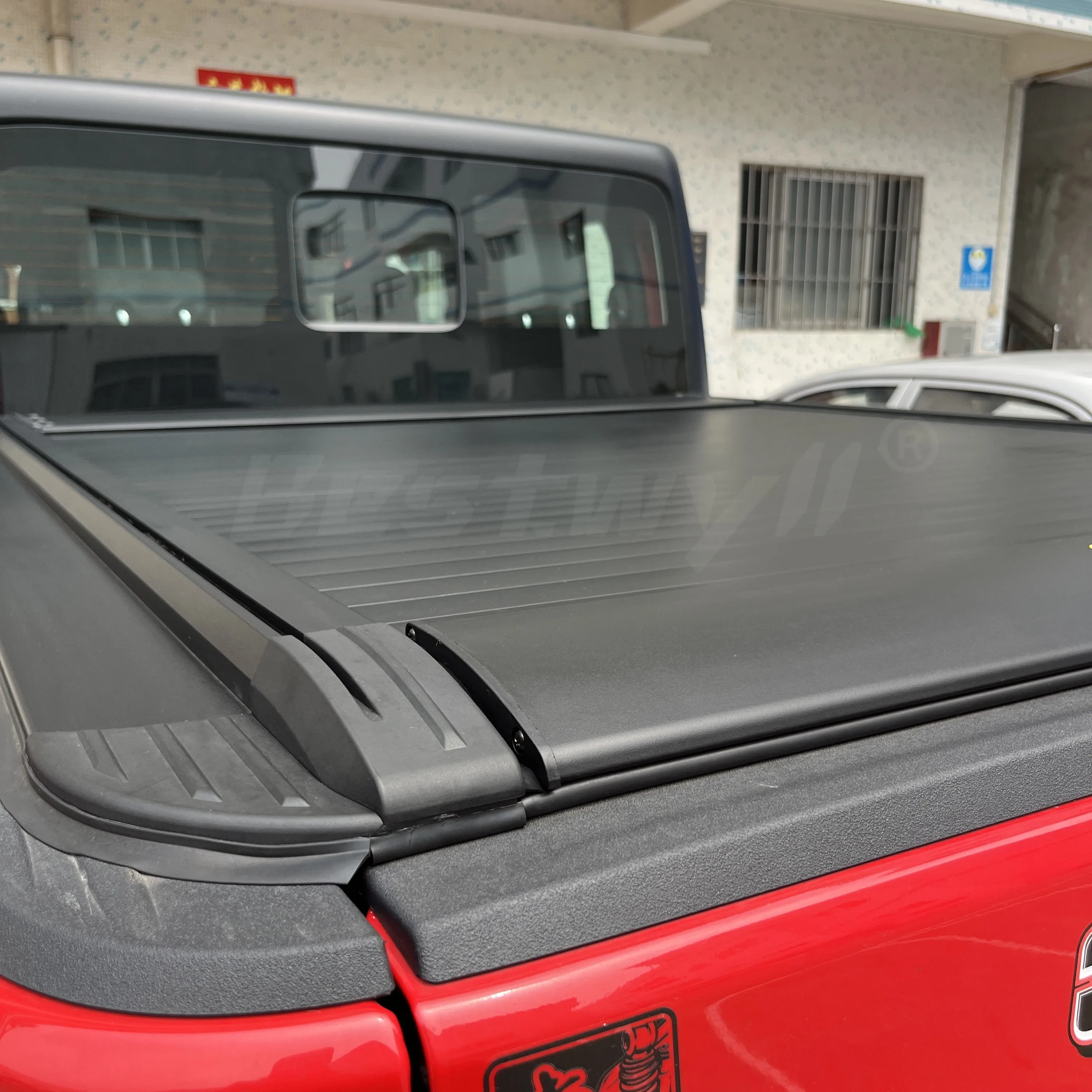 Bestwyll Manual Retractable Tonneau Cover For Jeep Gladiator K59