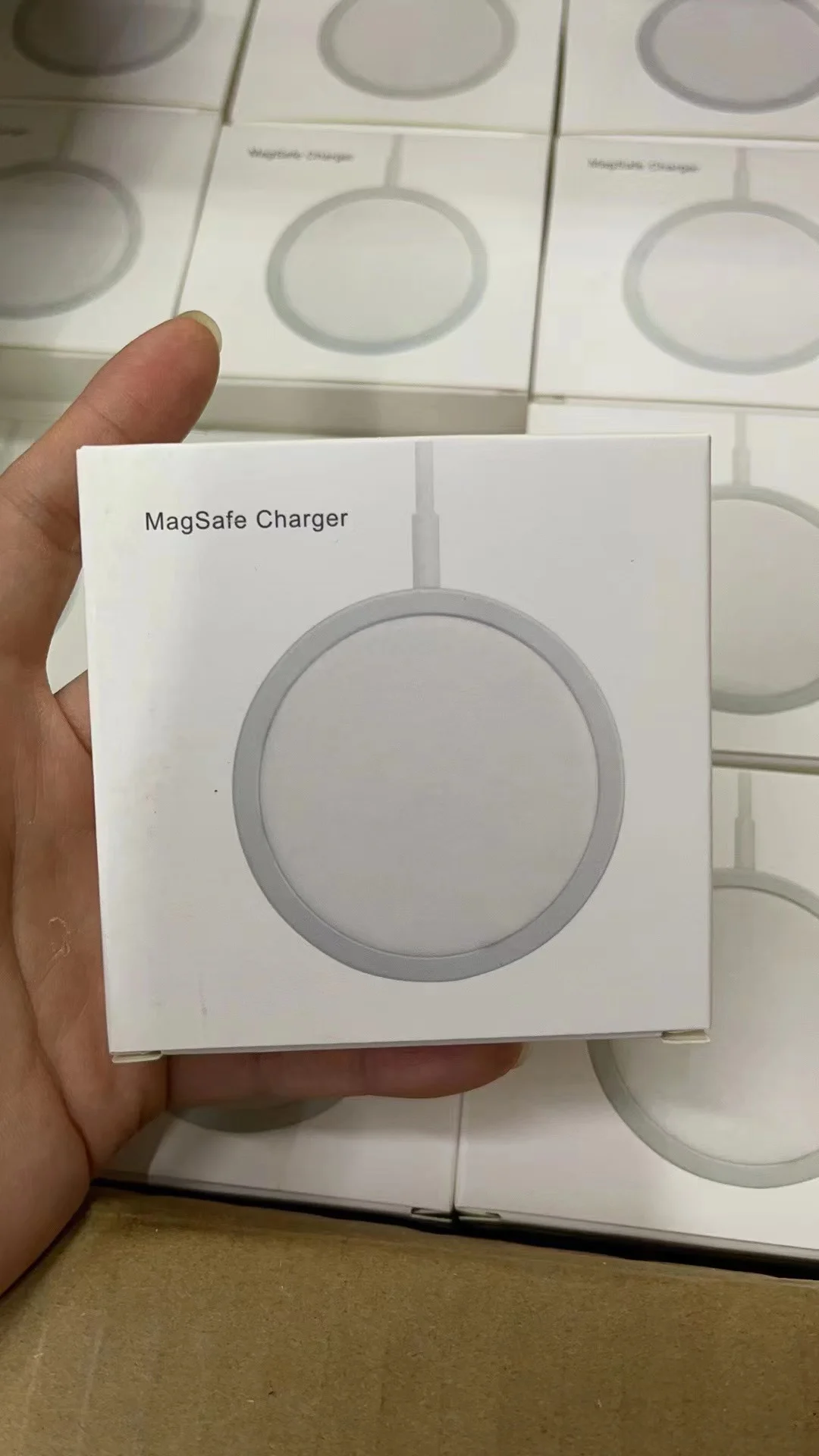 2023 New Trending 15w Qi Pd Fast Charging Magnetic For Apple For Iwatch