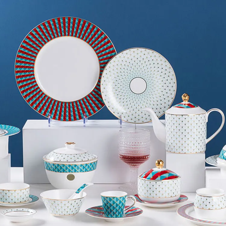 Luxury Morden Fine Bone China Dinnerware Set Includes Dishes Plates Bowls Soup for Christmas