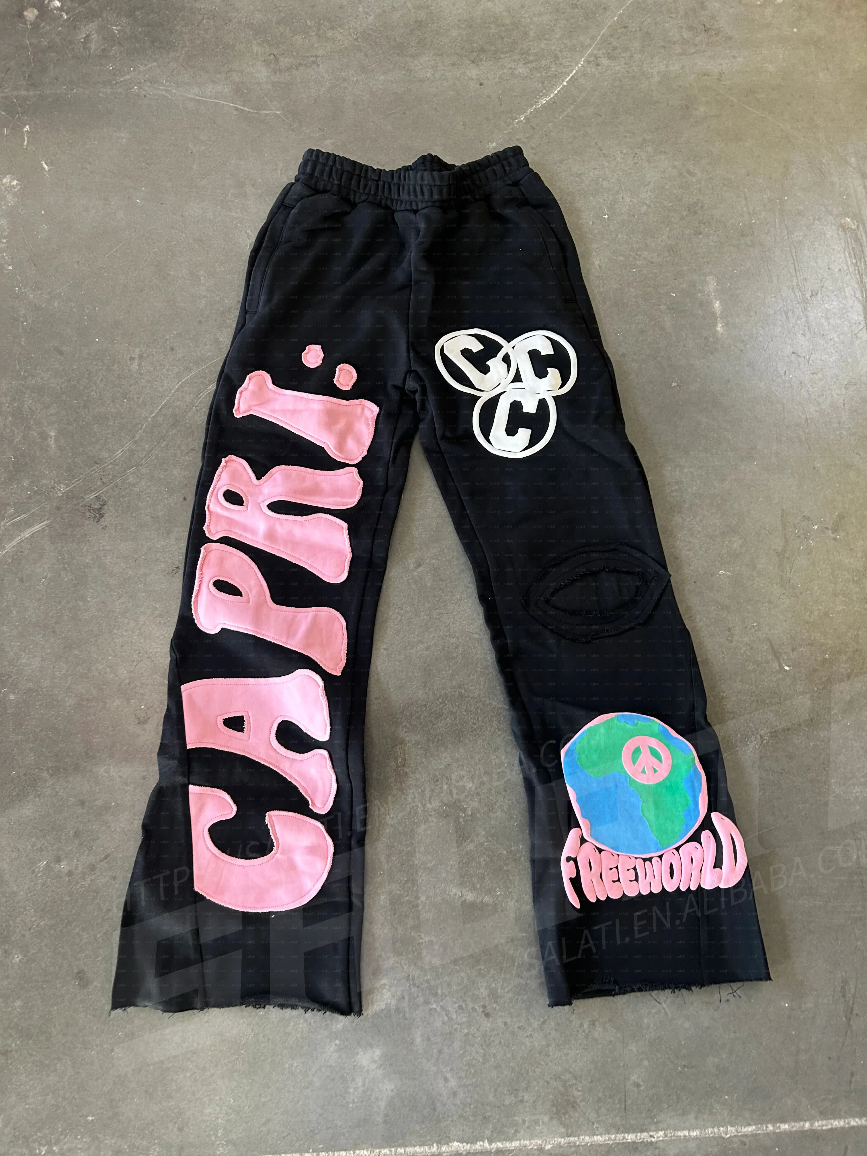 Custom Streetwear Jean Pant Heavyweight Cotton Embroidery Applique Patches Baggy Stacked Denim Jean Vintage Denim Flare Pant Men gallery 8