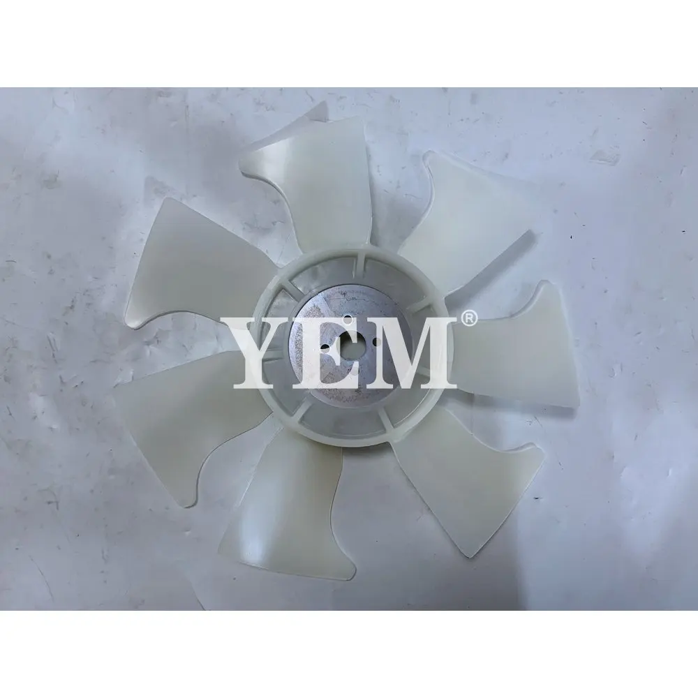 Fan 16285-74110 Fit for Kubota D1105 Diesel Engine Machinery Engine Parts