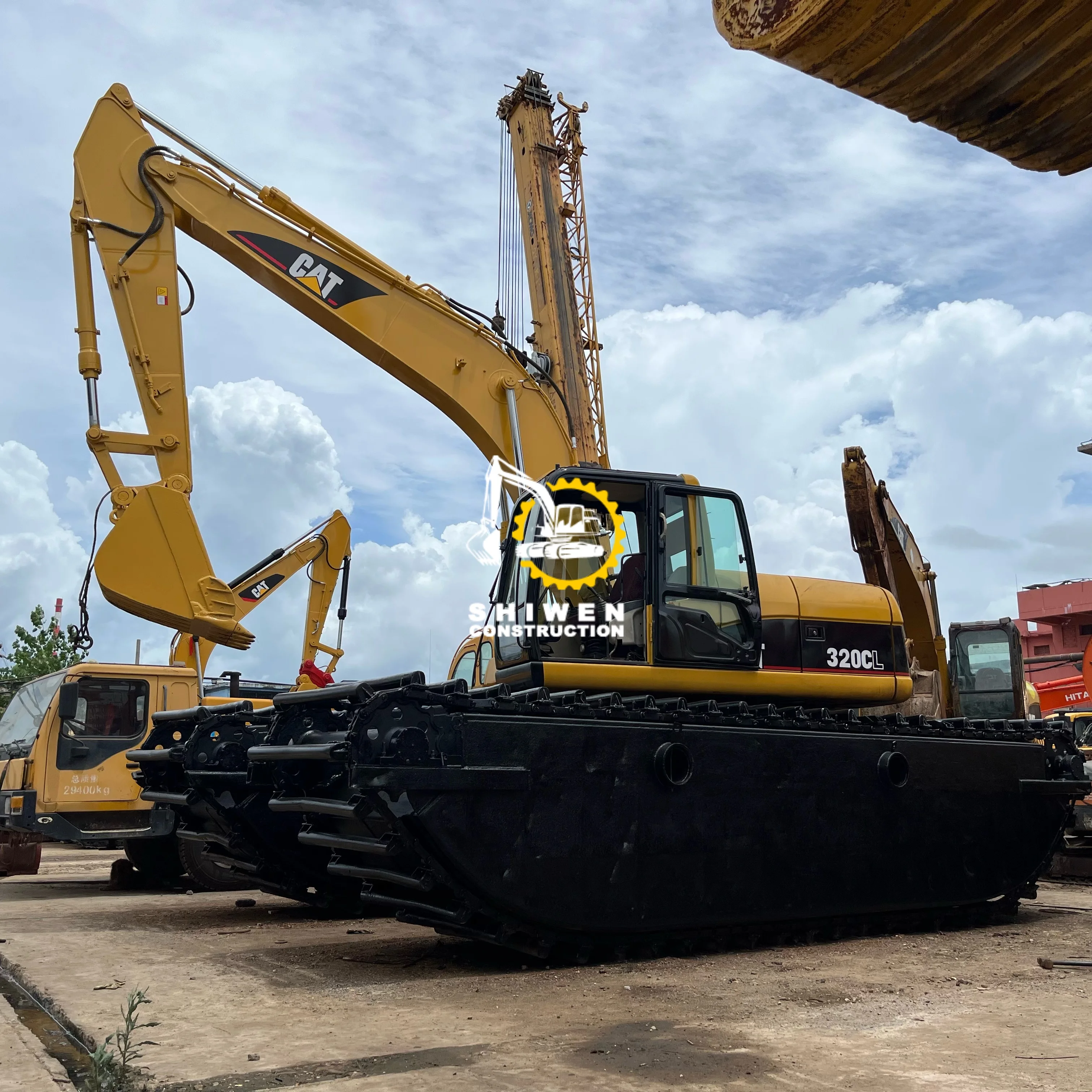 Used Amphibious Excavator Dredger CAT 320, CAT 320C 320CL 320D 320D2 Excavator, River Sand Dredging Machine Pontoon Boat Sides