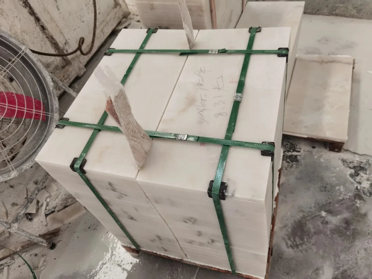 product wholesale guangxi white marble big slab factory direct natural modern waterproof floor tiles for bathroom living room rooms-7