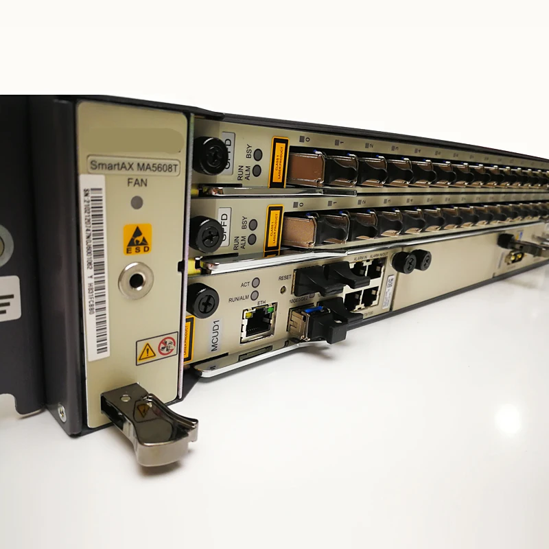 HW Gpon OLT MA5608T with 8 port GPBD 16 port GPFD card