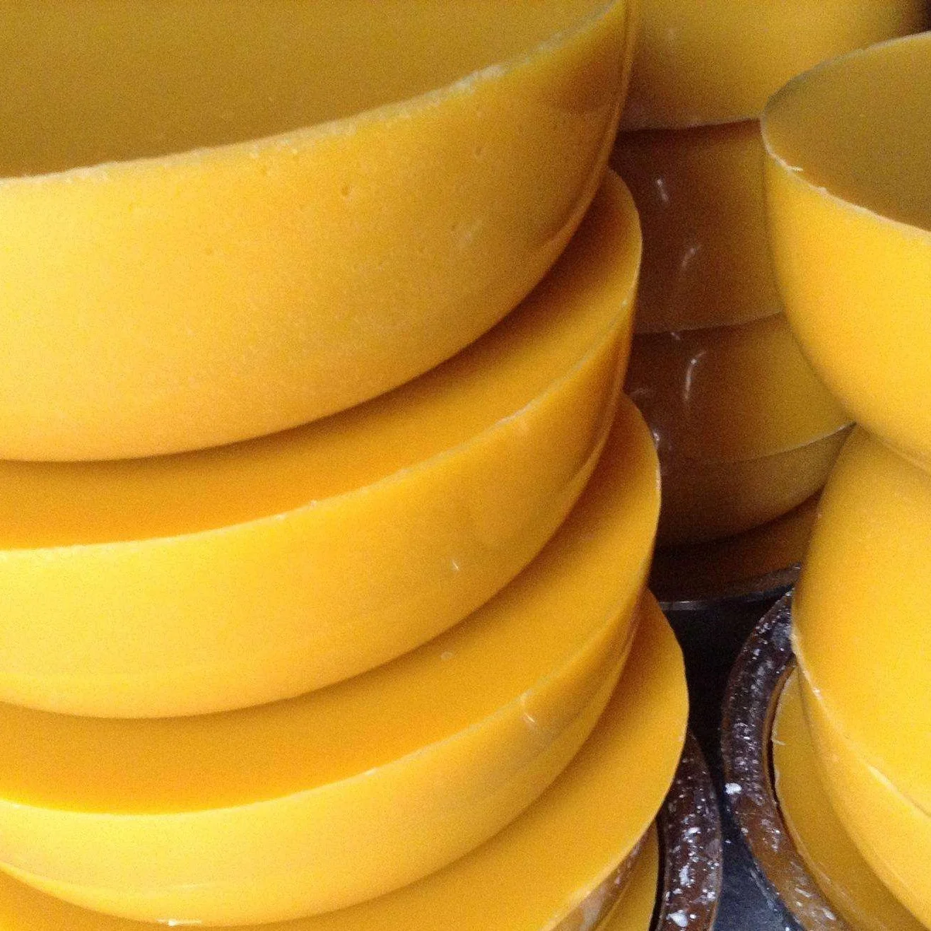 China high quality  natural organic bulk  beeswax