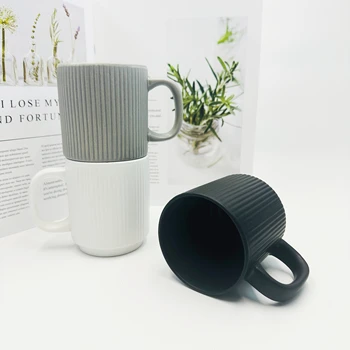2023 Hot Sale Nordic Ceramic Coffee Cup Unique Coffee Mugs 11oz 340ml Unique Drinkware Mug With Embossed Lines Design