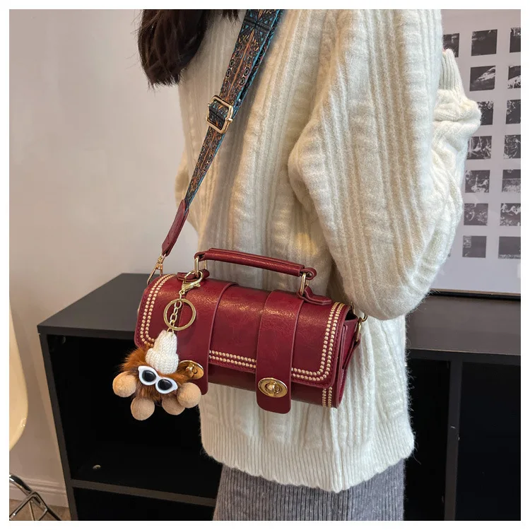 2023 New Retro Bag Women Fashion Messenger Bag Girls Luxury Style Ladies Portable Cylinder Single Shoulder Handbags