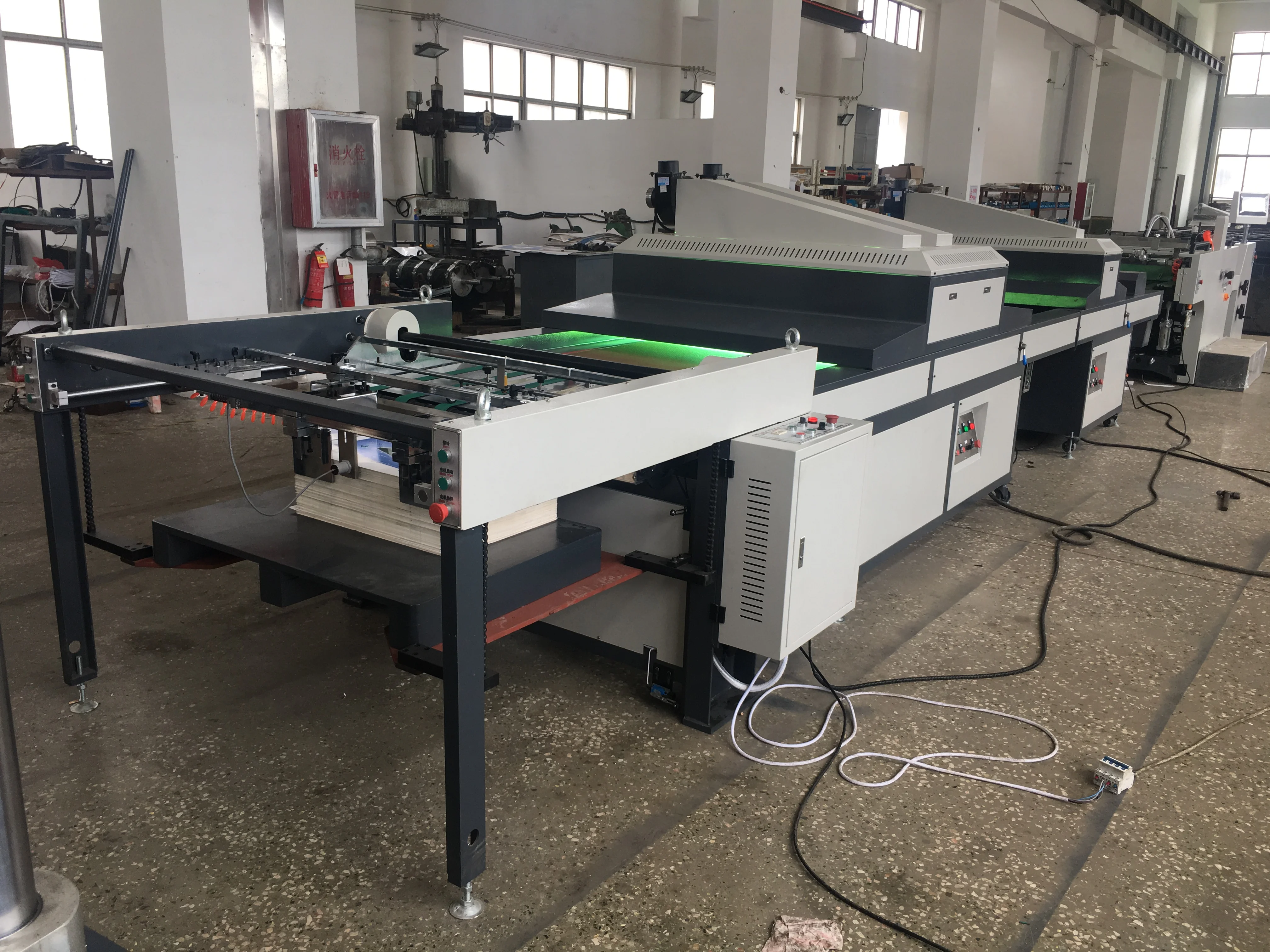 Full Automatic Rotary Screen Printing Machine Spot UV Varnishing Coating Machine for Postcards