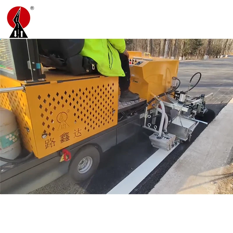 Многофункциональная термопластичная дорожная маркировочная машина среднего типа LXD