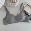 gris foncé