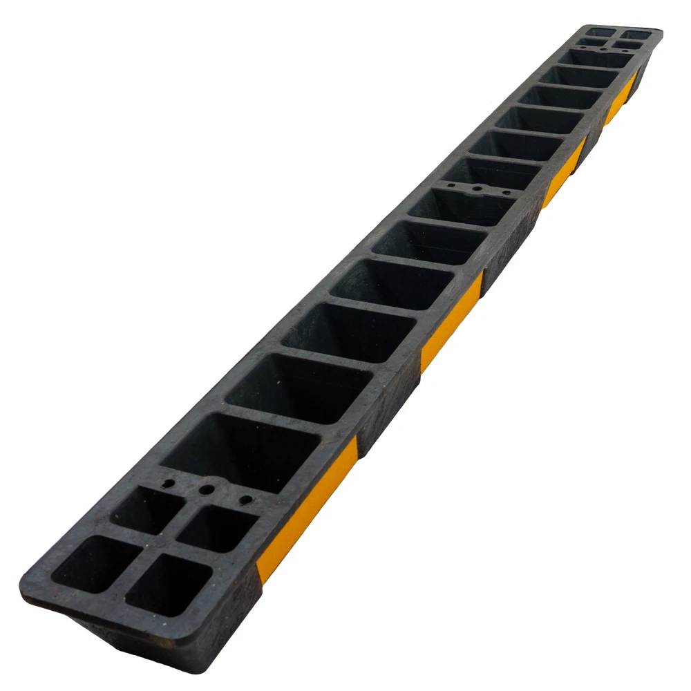 OEM Australian Standard Durable Rubber Parking Curbs Truck Car Stopper Wheel Block Stop for Parking factory