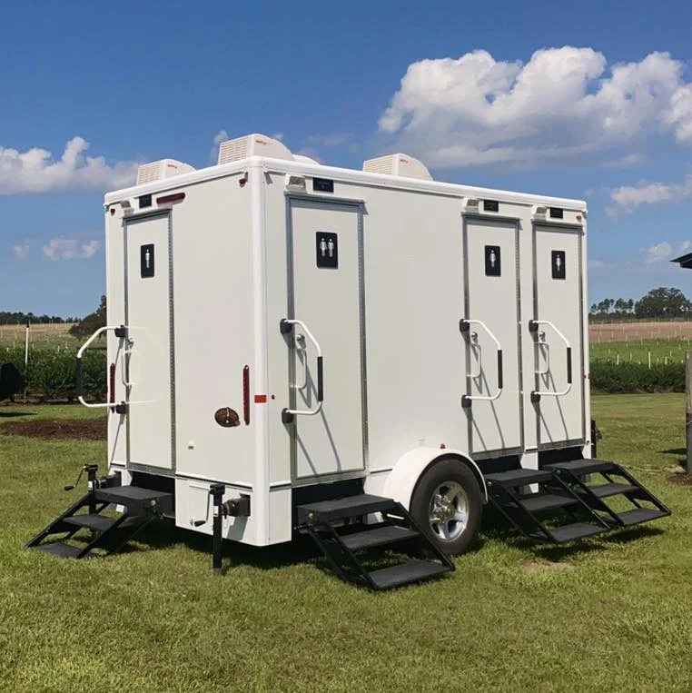 luxury Portable Toilet Trailers With Wheel Mobile Restroom Truck Custom White Toilet Trailer