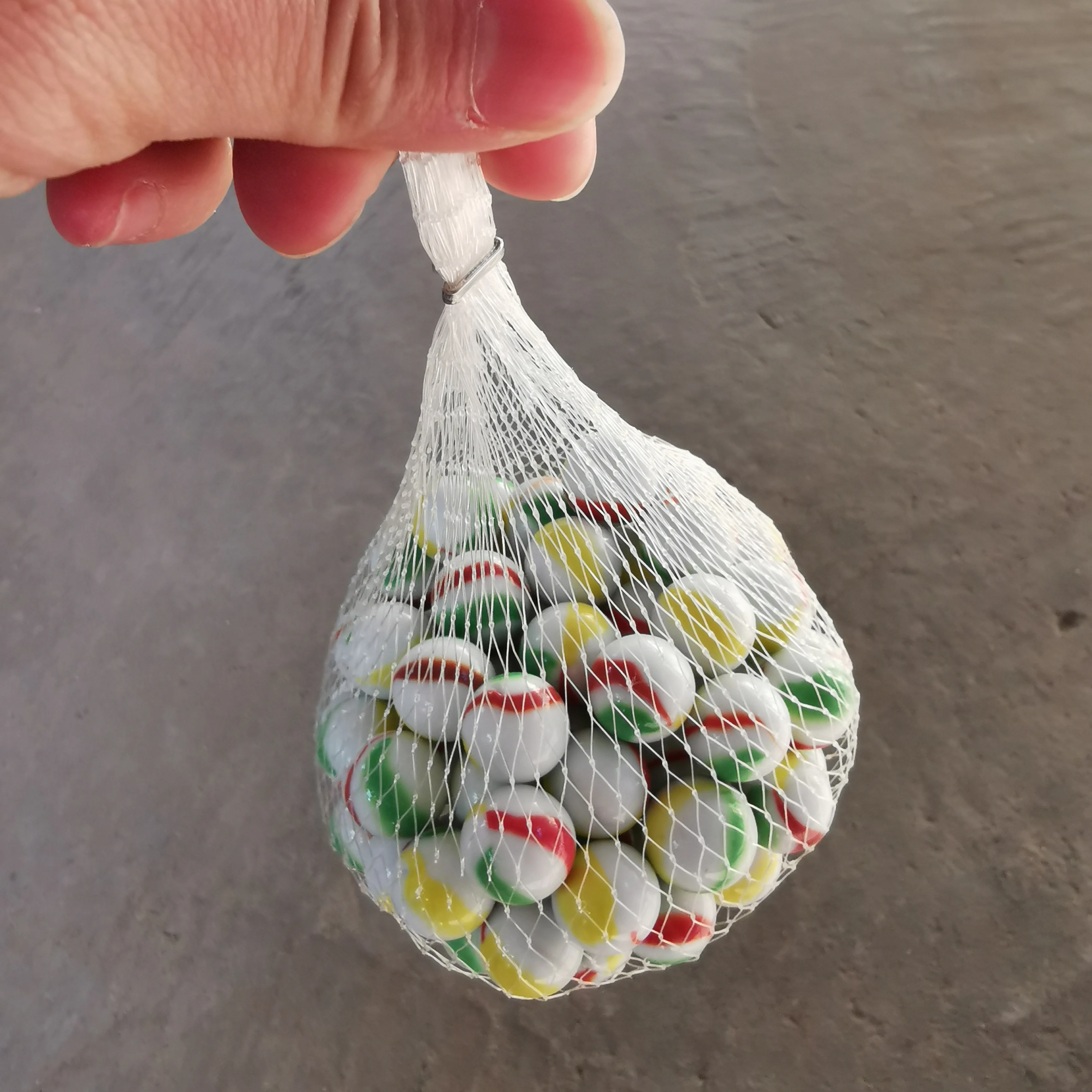 Оптовая продажа аквариумов украшенных лепестками стеклянными шариками кошачий глаз