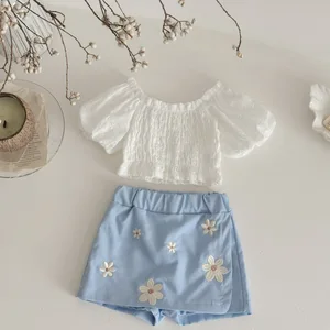 Girls' Summer Breathable Knit Top Skirt Set White Bubble Sleeve Top with Floral Embroidery Sweet Style Clothes for Kids