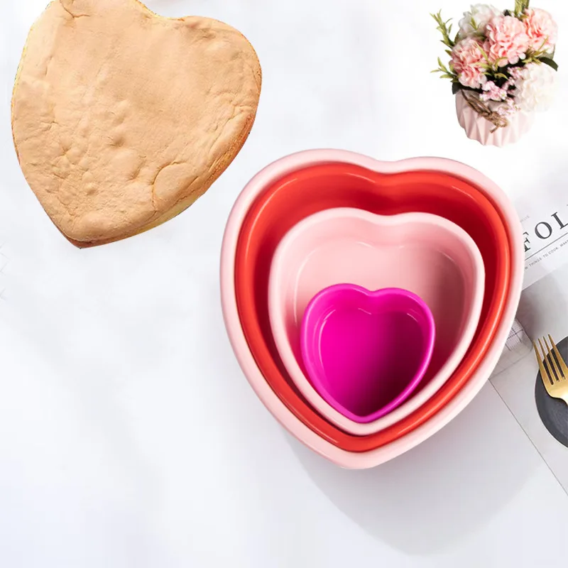 Factory Direct Love Shaped DIY Silicone Baking Mold for Valentine's Day Layered Cake Tray Mold Cake Tools factory