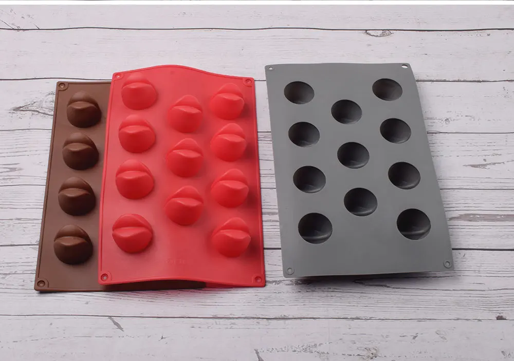 8-Grid Lip Shape Silicone Mold for DIY Jelly Cake Baking Tools for Milk White Chocolate Cookie-for Jelly Chocolate Cookie supplier