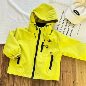 Custom Japanese-style Winter Outdoor Windproof and Waterproof Inner Liner Hooded Windbreaker Jacket Clothes for Kids