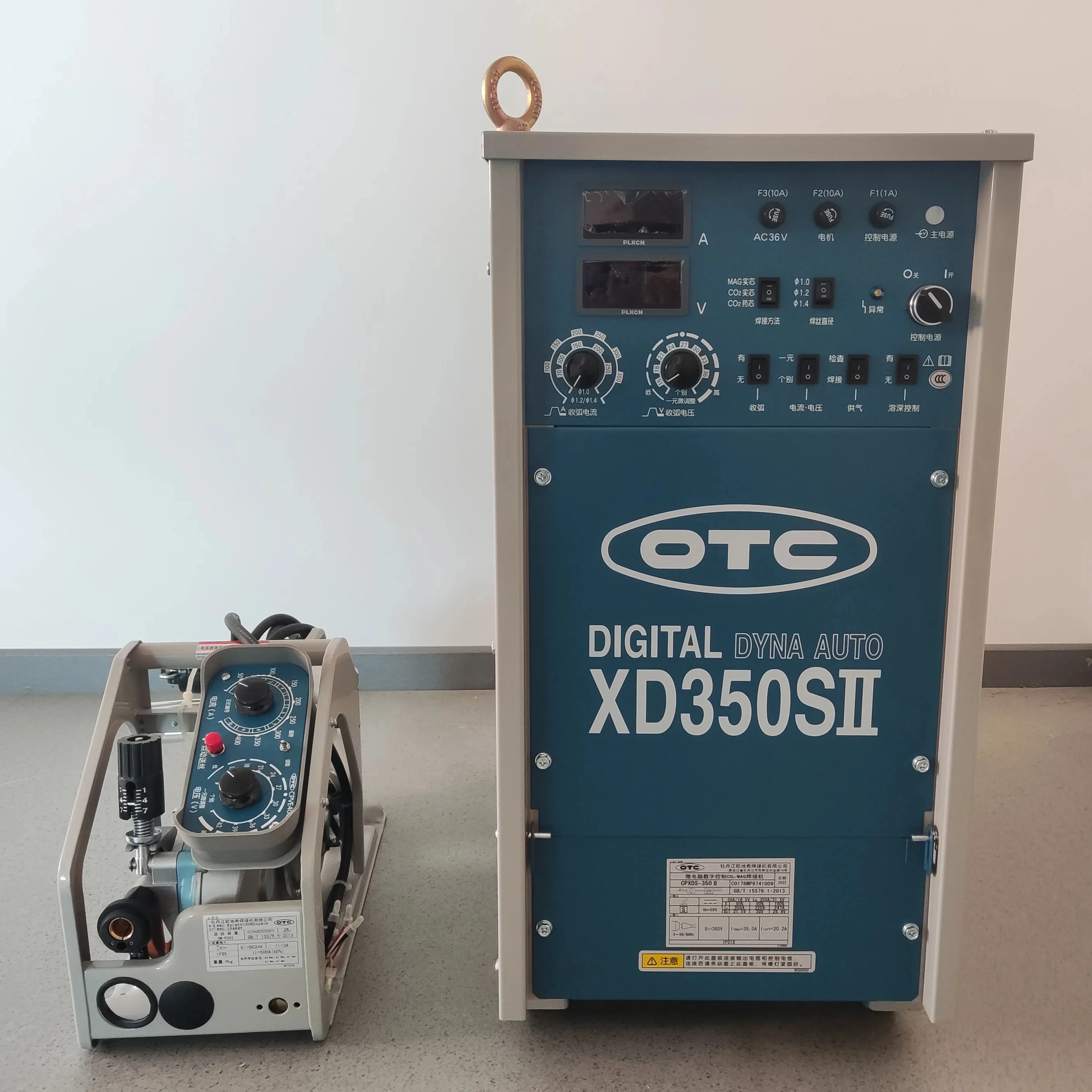 OTC/DAIHEN XD350SII CO2/MAG溶接機 - 新品・耐久性あり・IP21S防護等級