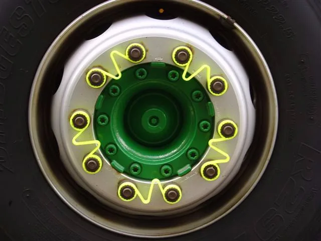 20-Pack Wheel Nut Indicators / Locks - Long Tower 32mm, Yellow (Freight Products)