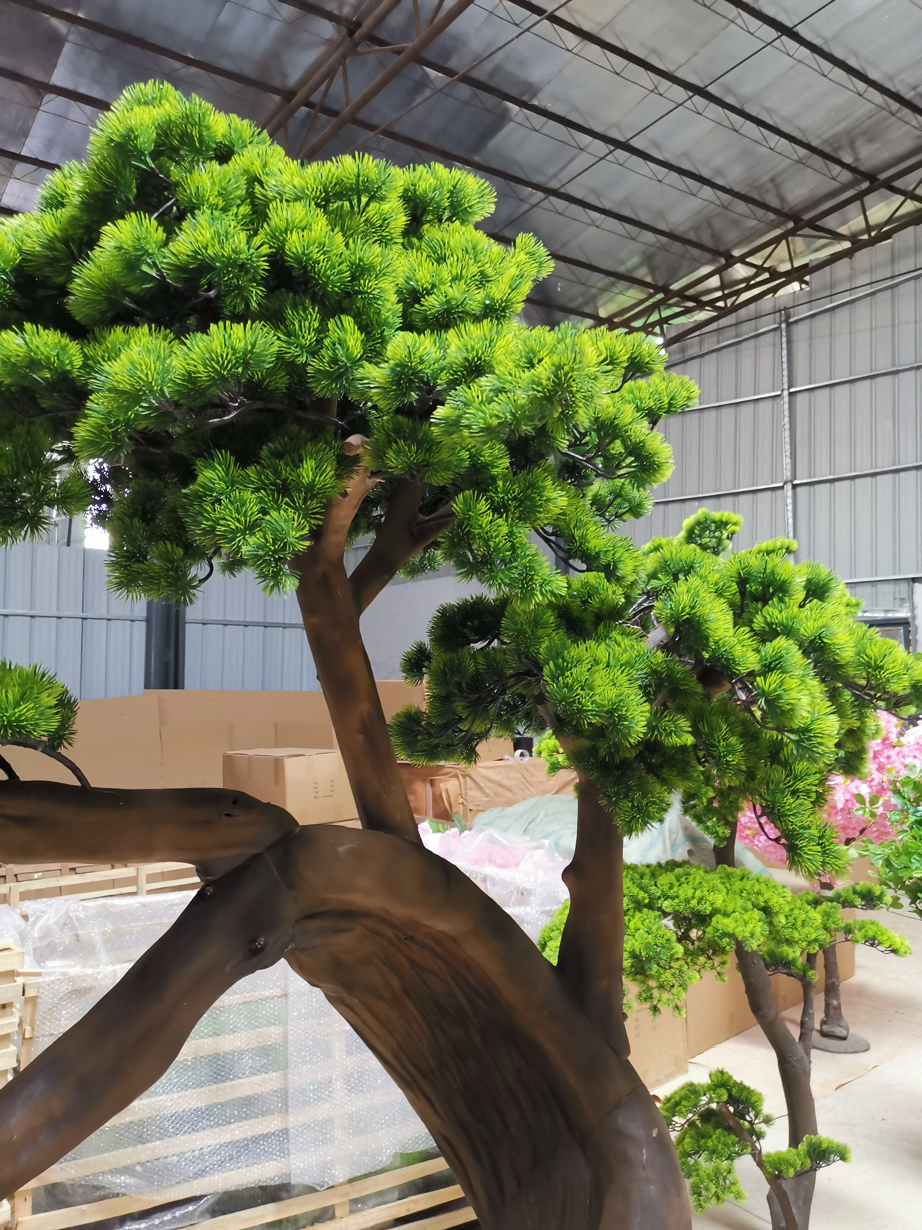 Hochwertiger Knstlicher Podocarpus-Bonsai fr Innenrume, Gartenornament,  Faux-Kiefer, 2m Hoch, Lebensechte Kunst-Kiefer
