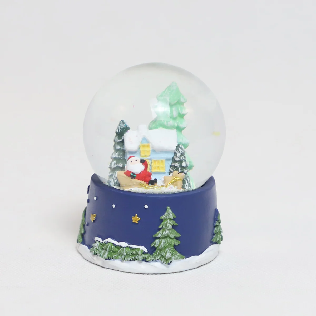 Home Living Room Decorations Wholesale Creative Music Sleigh Father Christmas Crystal Balls Floating Snow Water Globes