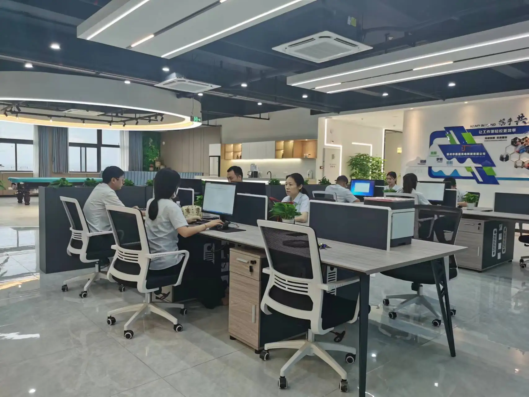 Shenzhen Vmision Technology Co., Ltd. 1