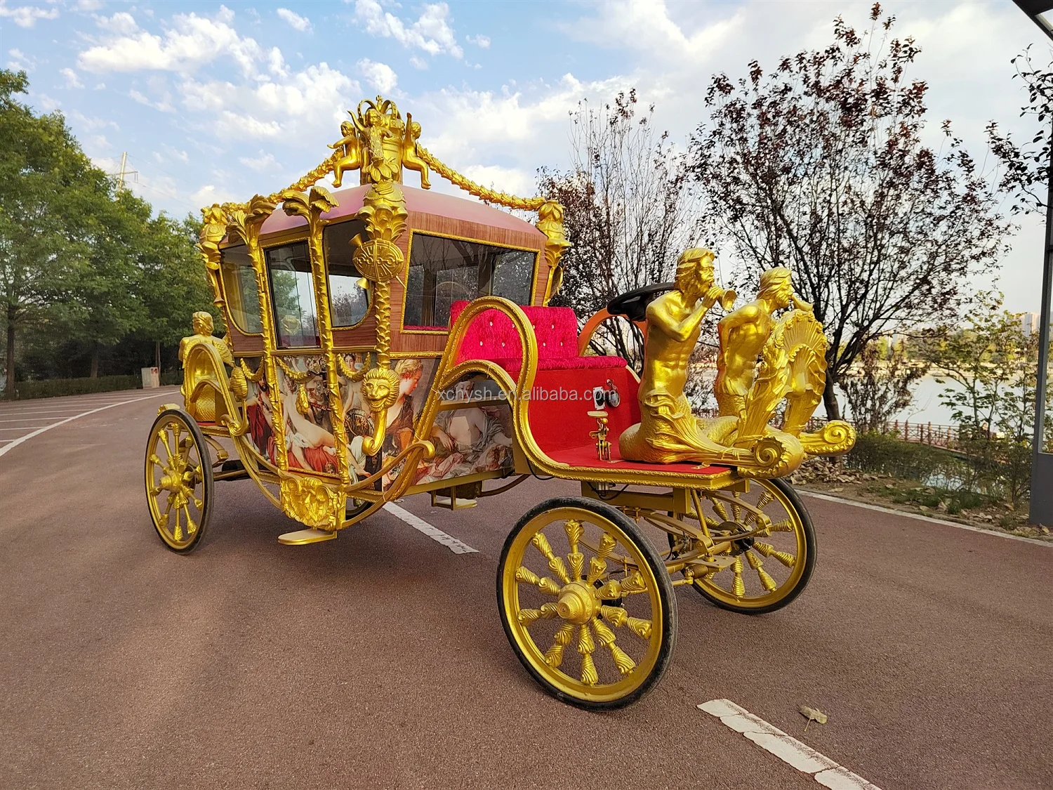 Luxury Four Wheels Electric Golden Royal Coach/sightseeing Horse ...