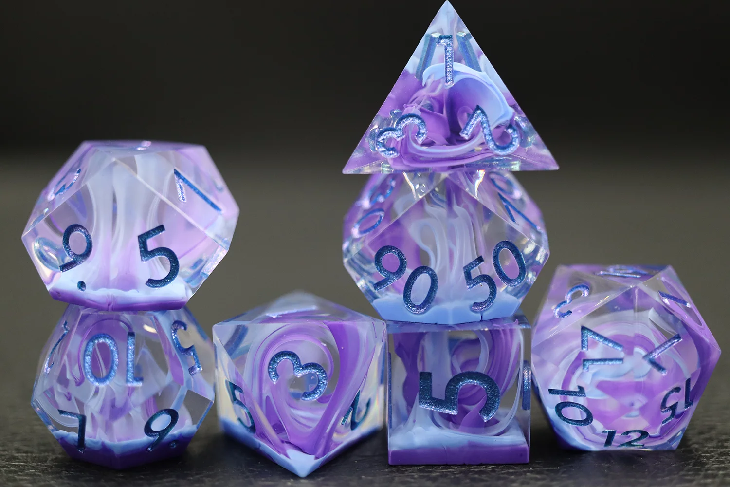 High-End Multi-Sided Inject Core Dice Set Sharp-Edge Resin Dices for Dnd Board Game factory