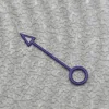 Triángulo pequeño morado