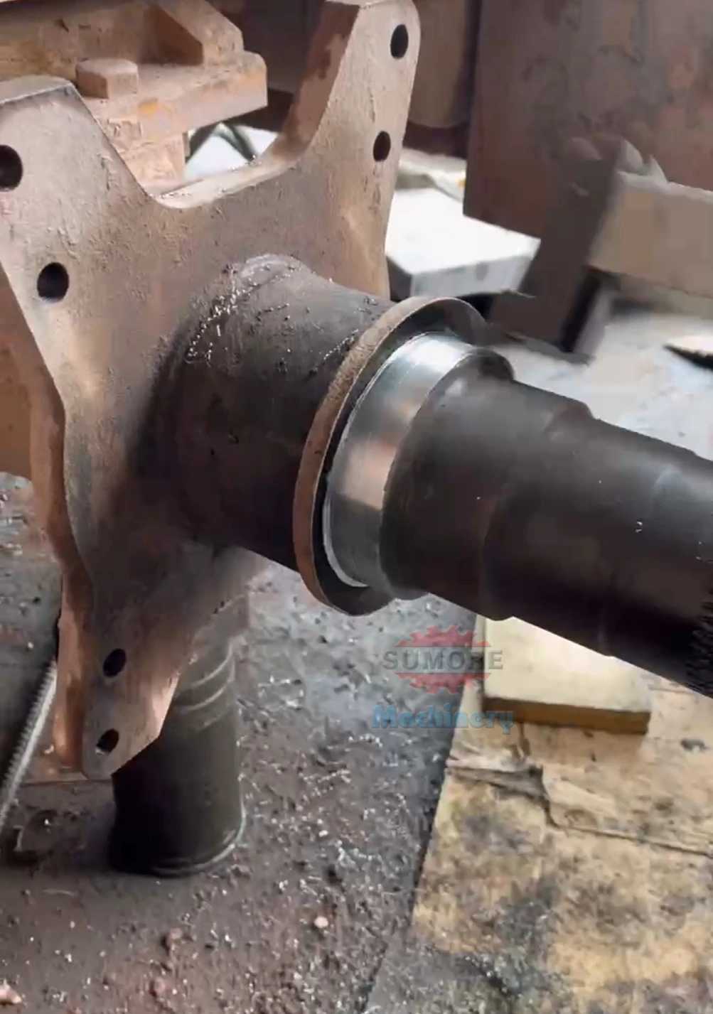 Sp251 Automatic Portable Shaft End Lathe Journal Lathe With Circular