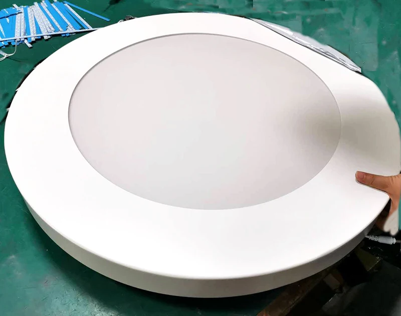 Modern LED Panel Downlight for Indoor Lighting Square Fastener Fireproof and Heat Insulation for Metal Ceilings for Mall Use