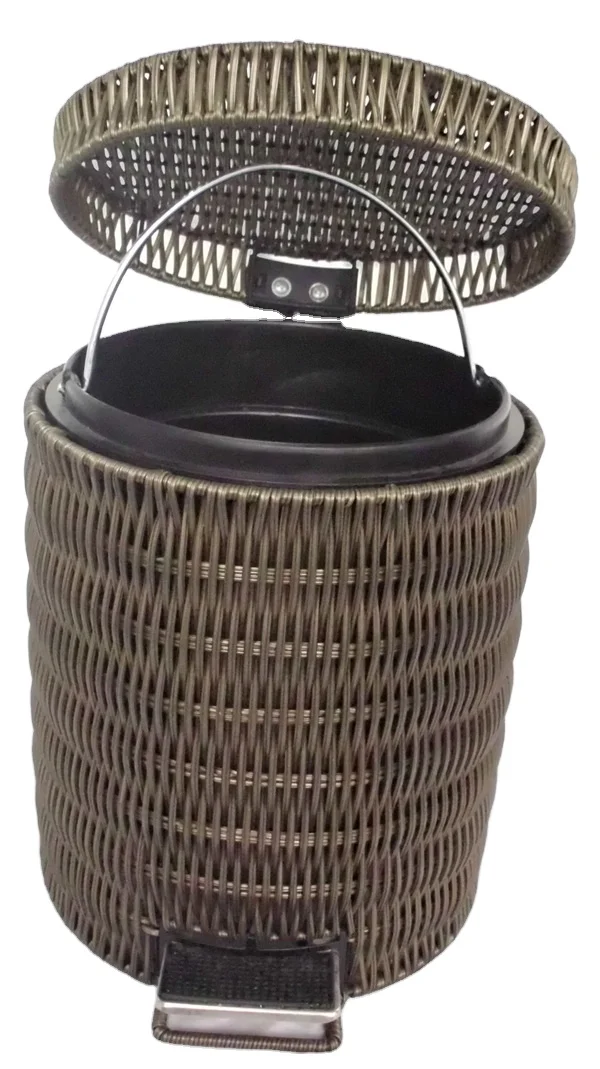 Factory Customized Large Capacity  Hand Woven Plastic Rattan Waste Bin  Rattan Rubbish Bin with Foot Pedal