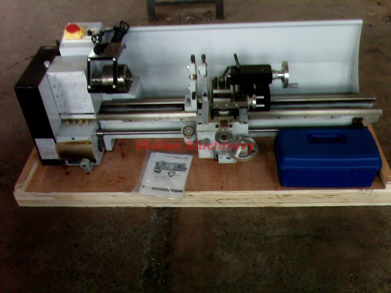 Mini Bench Lathe Machine CJ0623 - Easy to Operate Horizontal