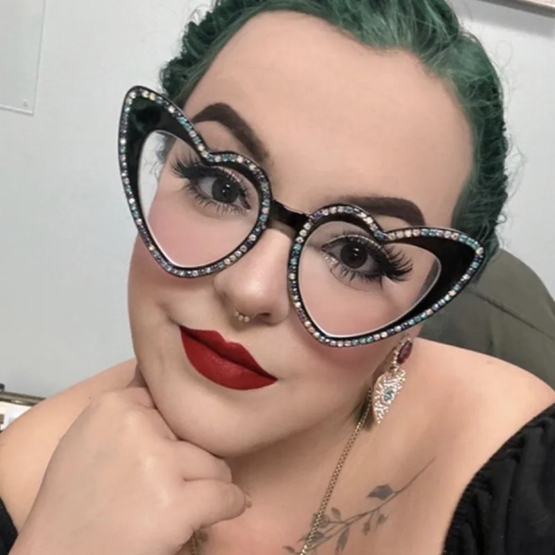 Alibaba.com: KD7673 Retro Vintage Heart Shaped Glasses