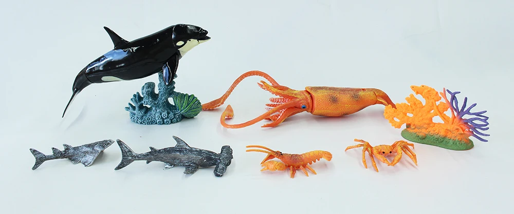 生き物フィギュアセットとペイントセット 生き物フィギュアセットとペイントセット