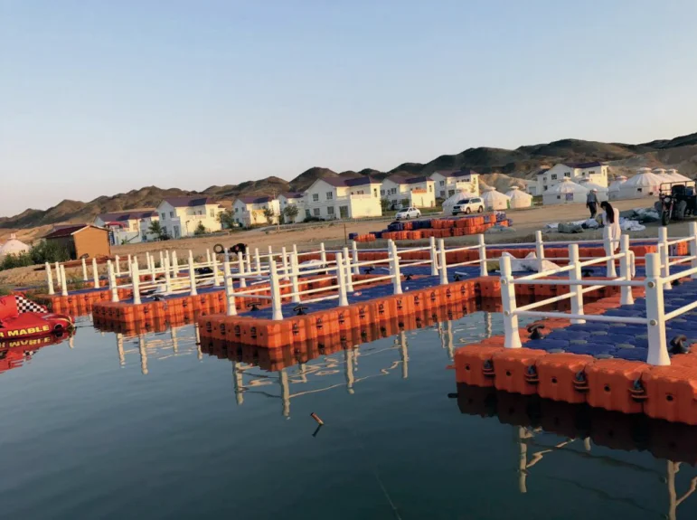 Wholesale Modular HDPE Floating Pontoon Blocks Jet Ski Dock and ...